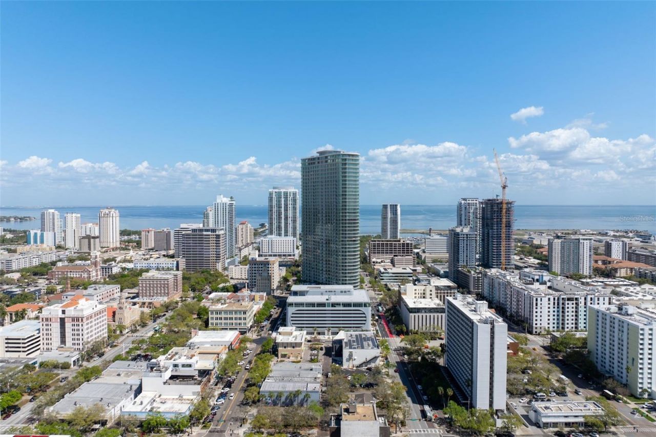 400 Central Avenue, Unit 1405, Saint Petersburg, FL 33701 Photo