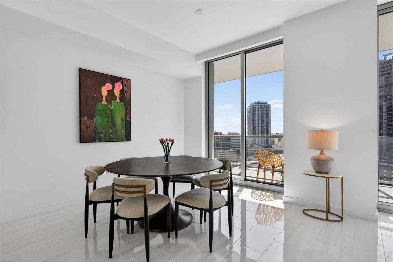 400 Central Avenue, Unit 1405, Saint Petersburg, FL 33701 Photo