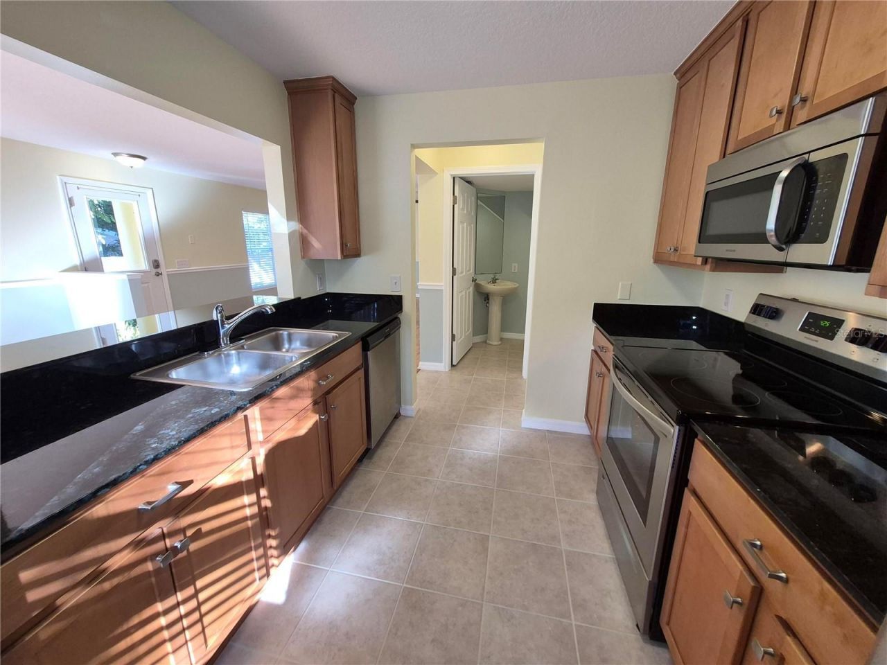 3845 Island Way, Saint Petersburg, FL 33705 Photo