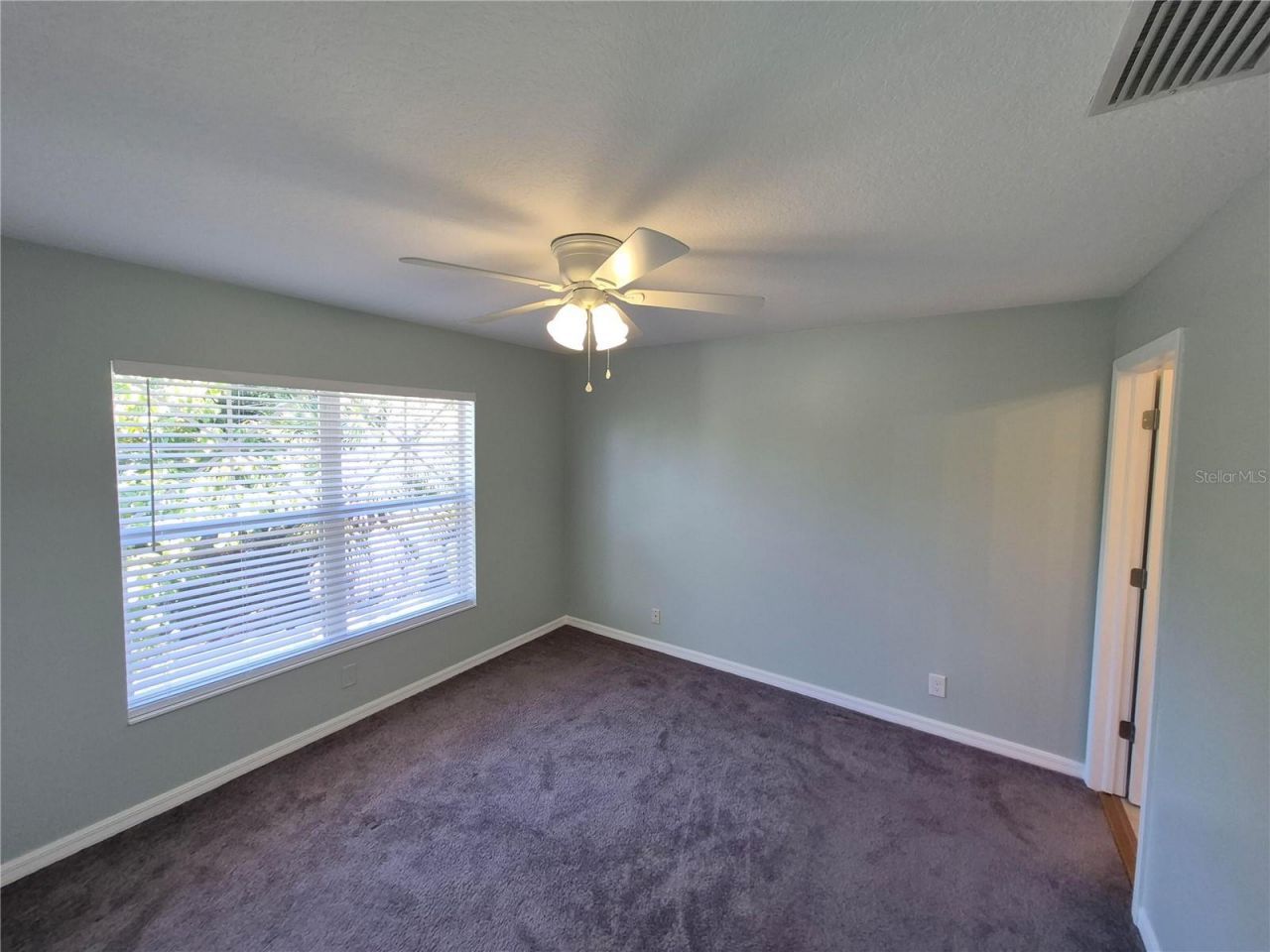 3845 Island Way, Saint Petersburg, FL 33705 Photo