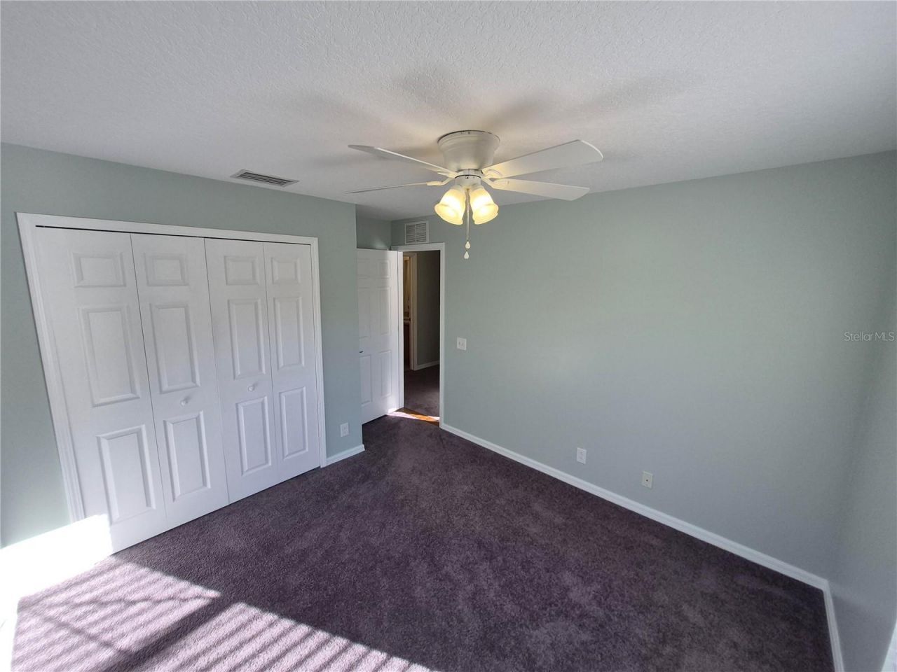 3845 Island Way, Saint Petersburg, FL 33705 Photo