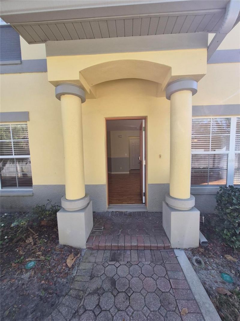 3845 Island Way, Saint Petersburg, FL 33705 Photo