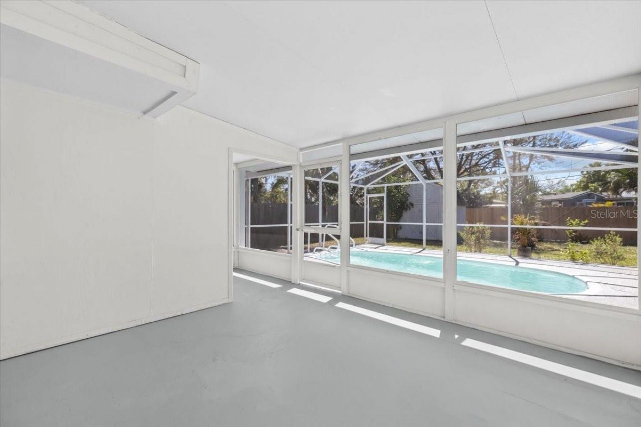 124 85th Avenue N, Saint Petersburg, FL 33702 Photo