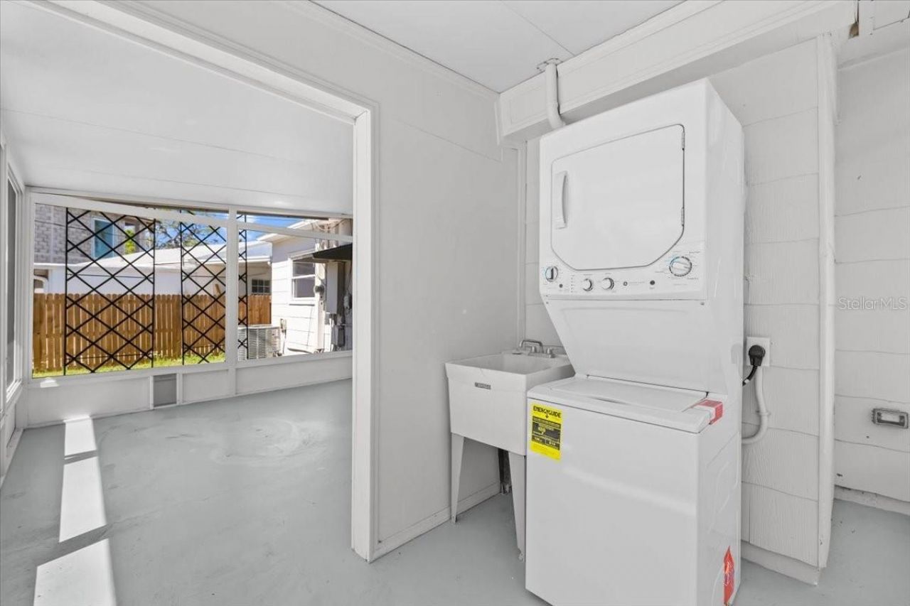 124 85th Avenue N, Saint Petersburg, FL 33702 Photo