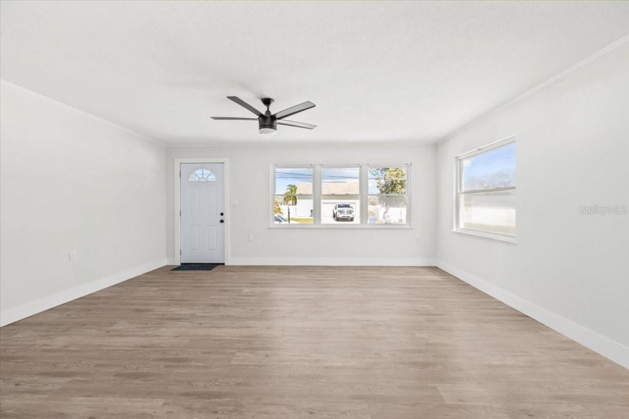 124 85th Avenue N, Saint Petersburg, FL 33702 Photo