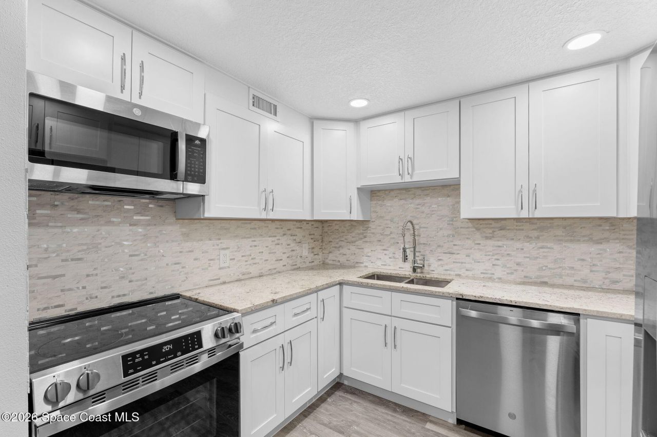 2700 N Highway A1a, Unit 11-109, Indialantic, FL 32903 Photo
