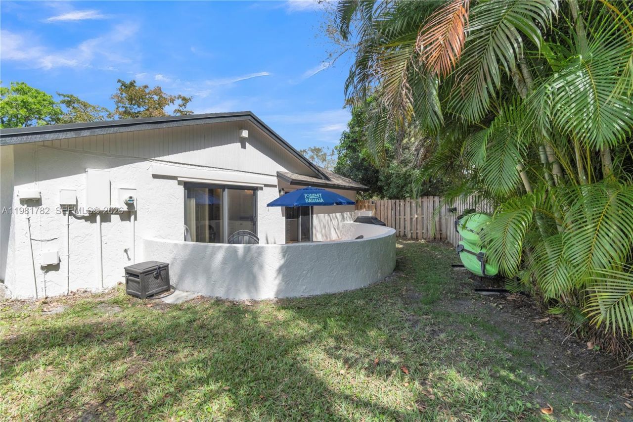 11709 Melaleuca Way, Cooper City, FL 33026 Photo