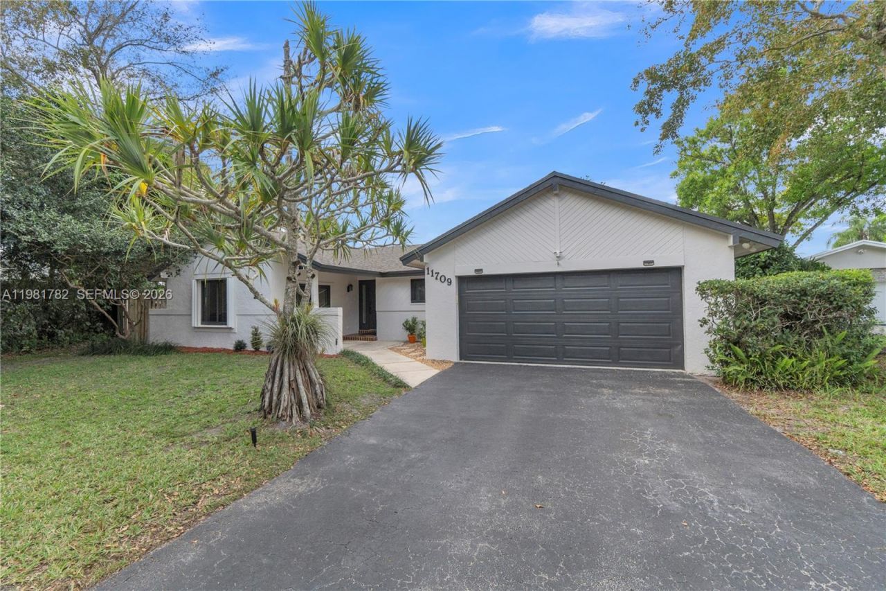 11709 Melaleuca Way, Cooper City, FL 33026 Photo