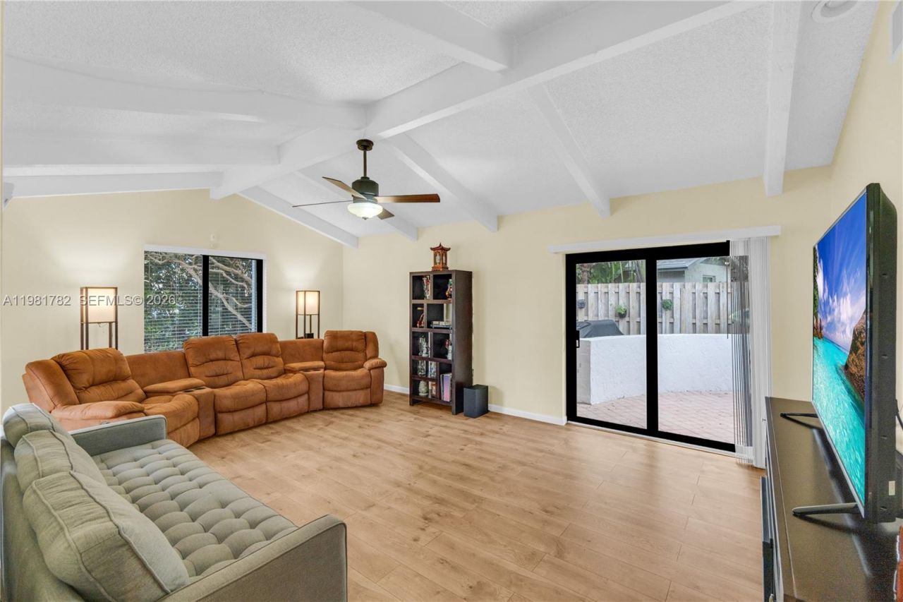 11709 Melaleuca Way, Cooper City, FL 33026 Photo