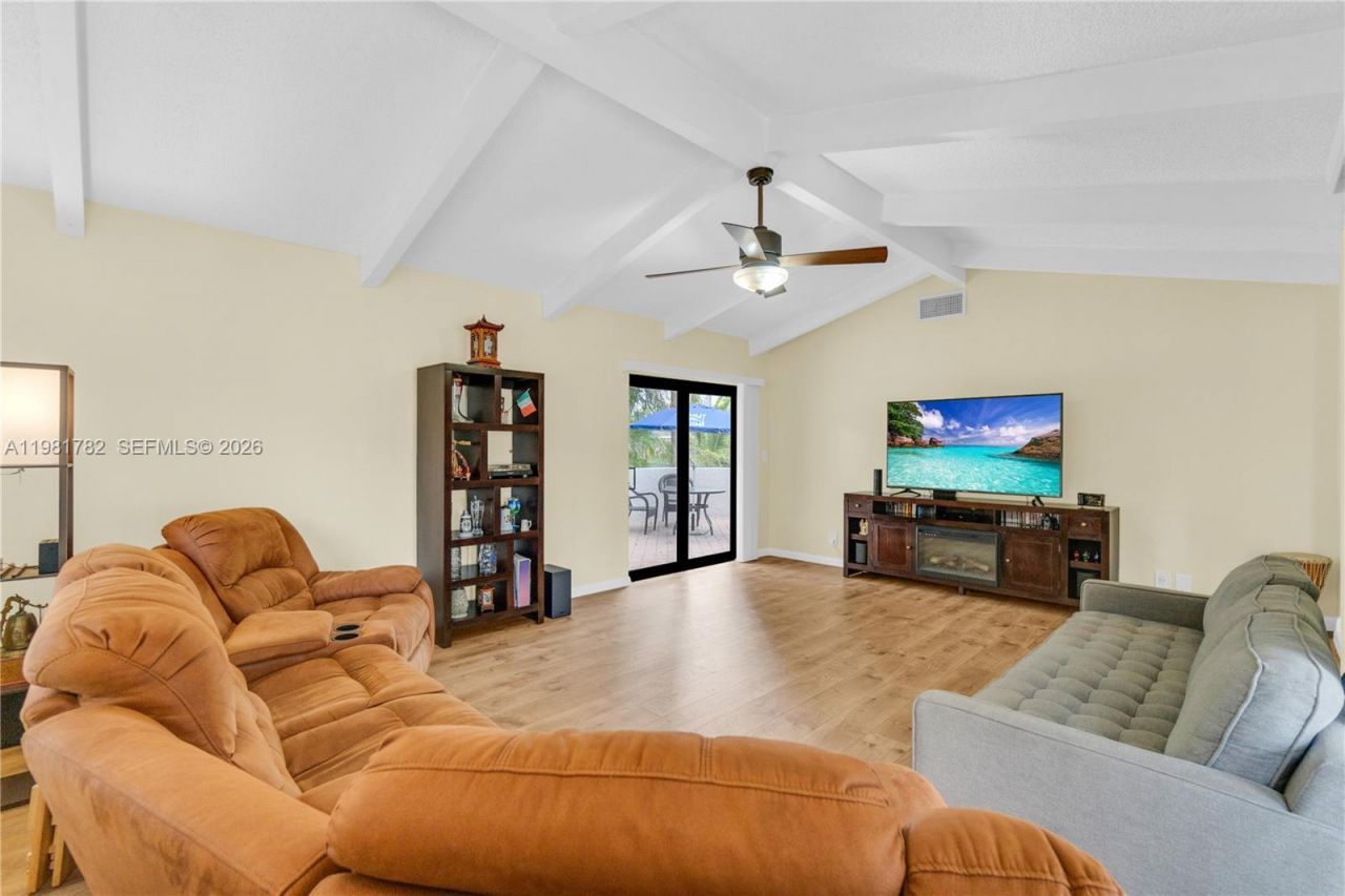 11709 Melaleuca Way, Cooper City, FL 33026 Photo