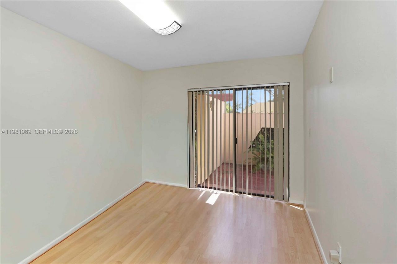 11721 SW 112th Ter , Miami, FL 33186 Photo