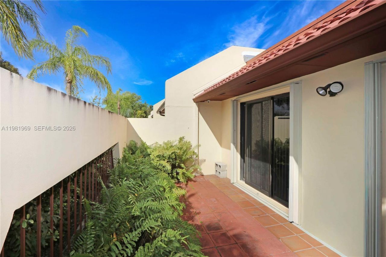 11721 SW 112th Ter , Miami, FL 33186 Photo