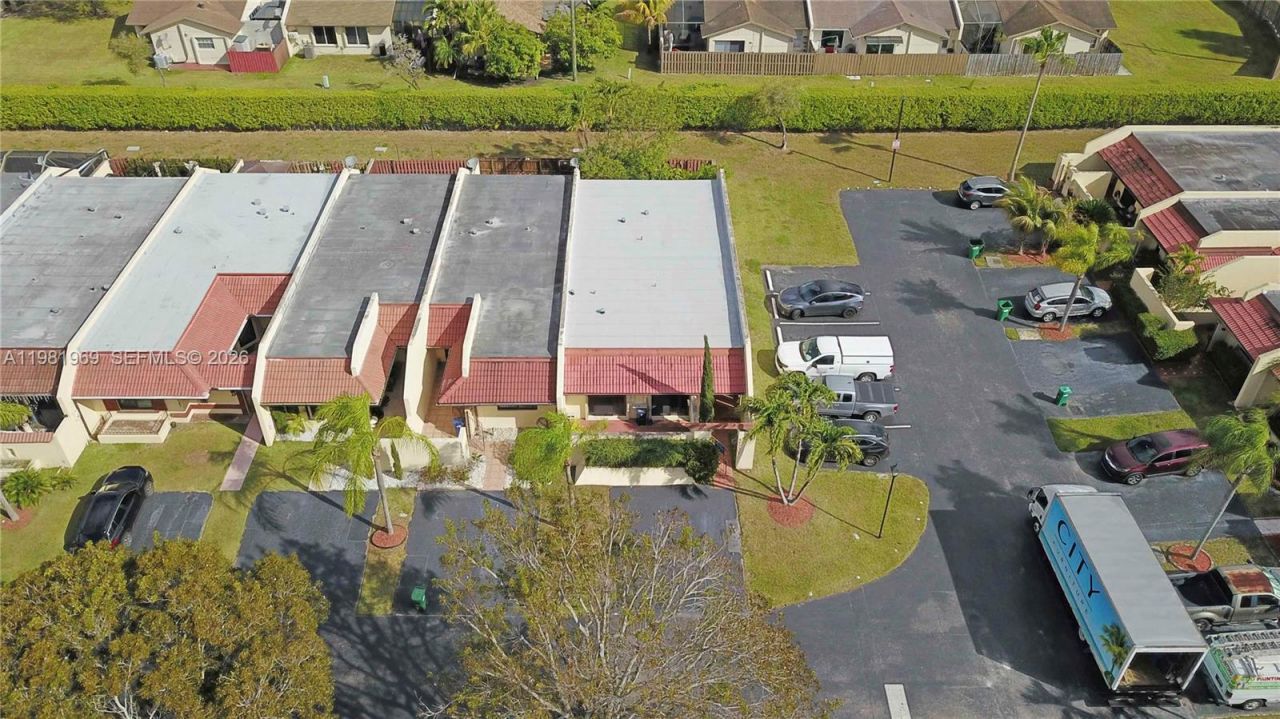 11721 SW 112th Ter , Miami, FL 33186 Photo