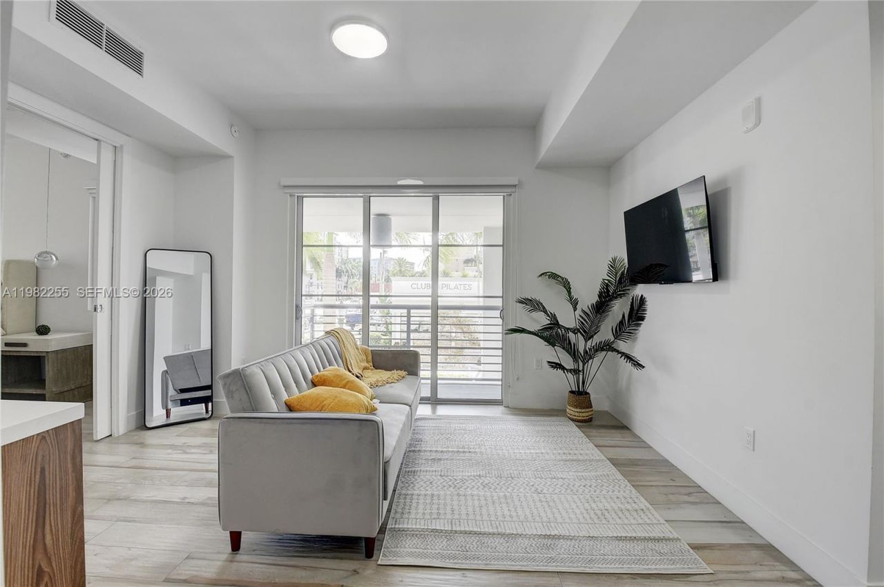 155 E Boca Raton Rd, Unit TH1, Boca Raton, FL 33432 Photo