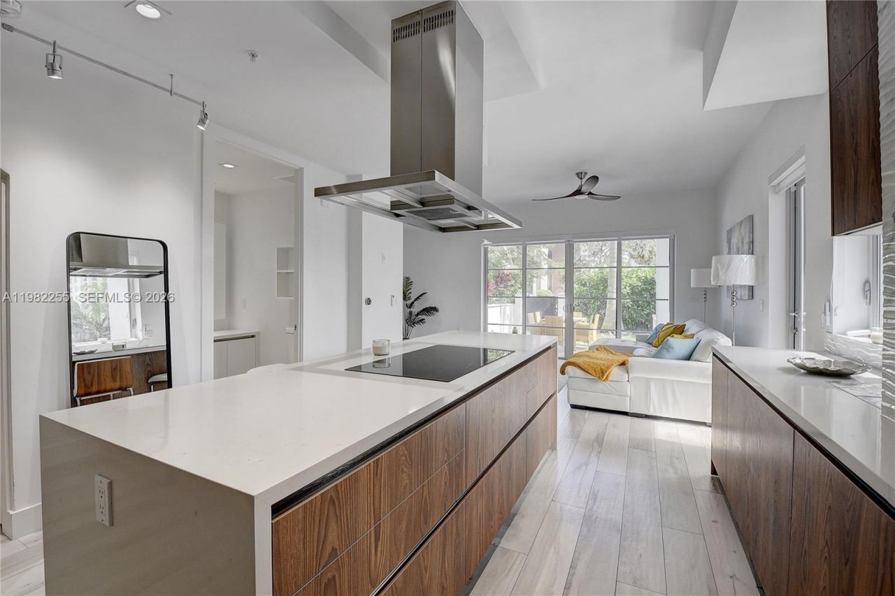 155 E Boca Raton Rd, Unit TH1, Boca Raton, FL 33432 Photo