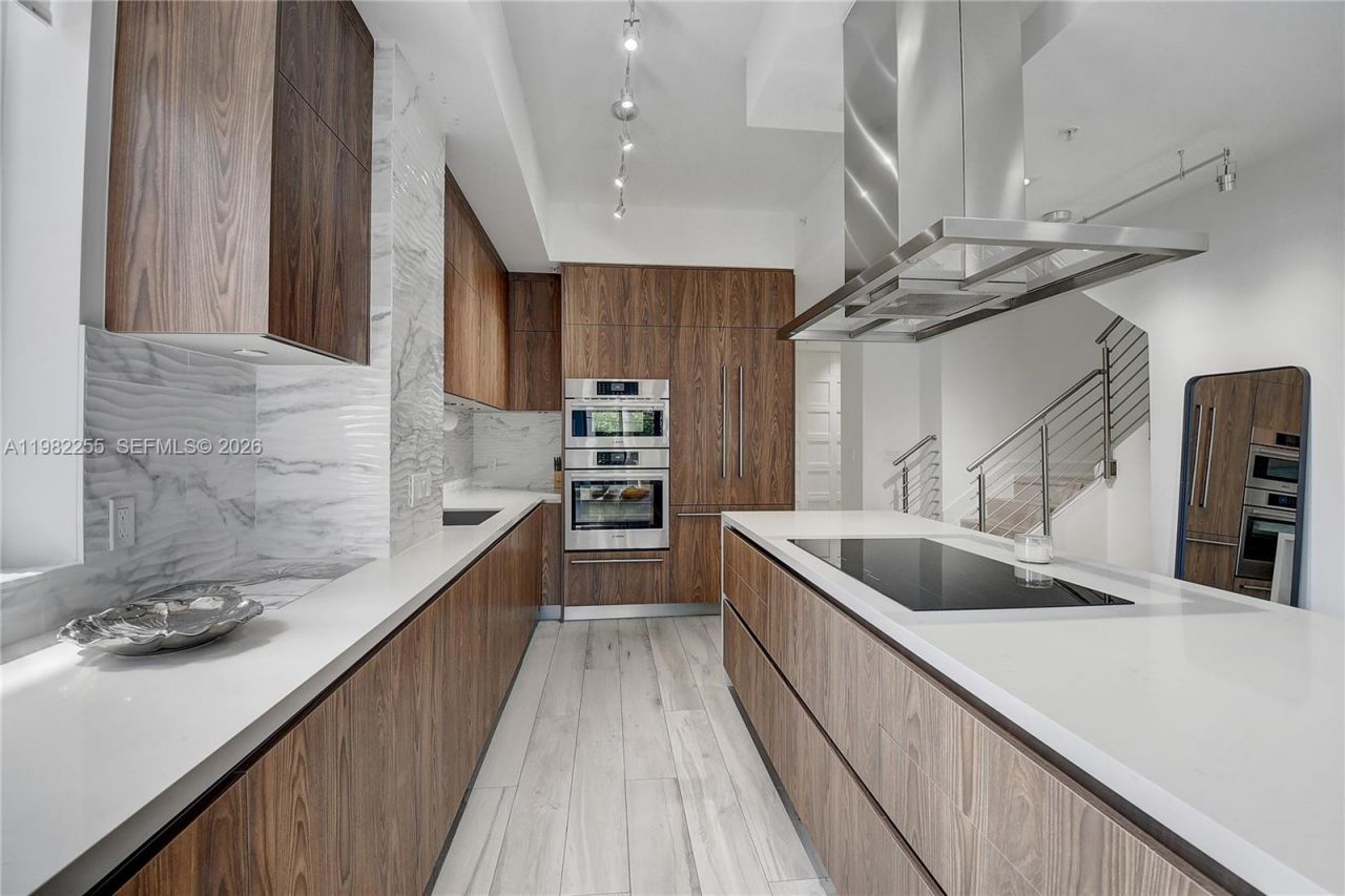 155 E Boca Raton Rd, Unit TH1, Boca Raton, FL 33432 Photo