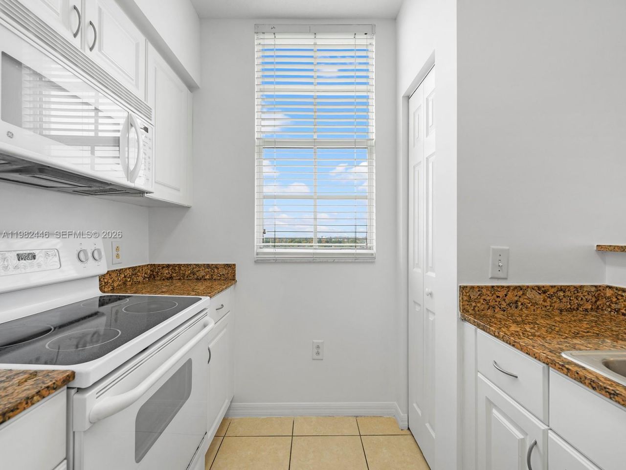 215 SW 42nd Ave, Unit 801, Miami, FL 33134 Photo