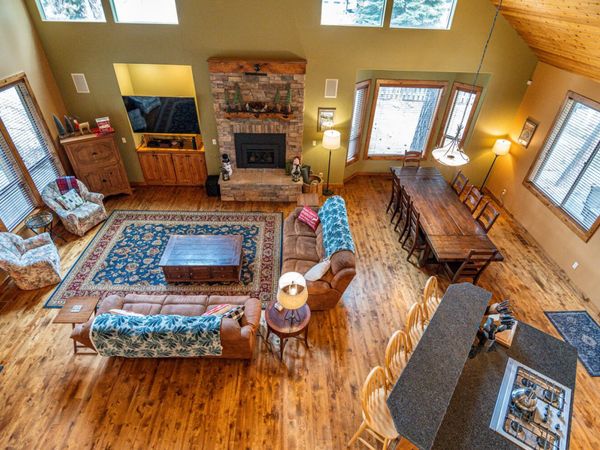 56340 Solar Drive, Bend, OR 97707