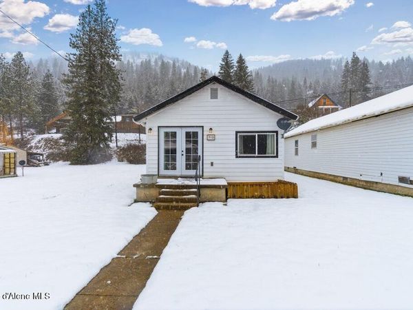 713 Earle ST , Mullan, ID 83846