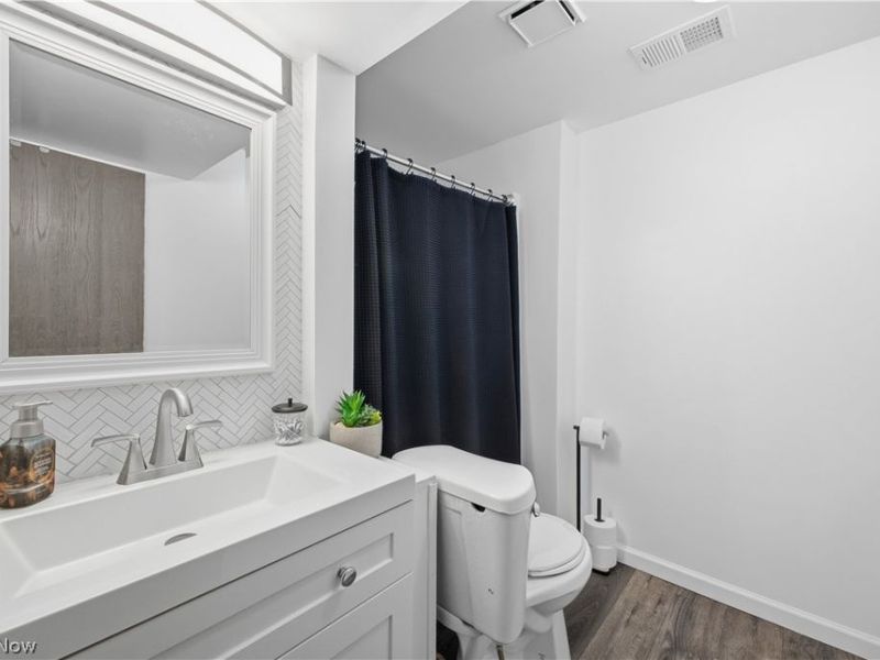 1764 Dumont Drive, Mineral Ridge, OH 44440 Photo 20