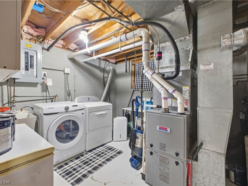 1764 Dumont Drive, Mineral Ridge, OH 44440 Photo 21