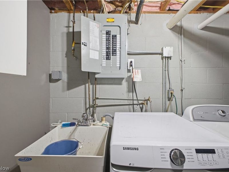 1764 Dumont Drive, Mineral Ridge, OH 44440 Photo 22