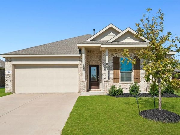 1512 Helmoken Falls Drive, Anna, TX 75409