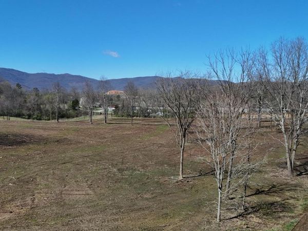 Stone Mill Tract 2 Rd, Jacksboro, TN 37757