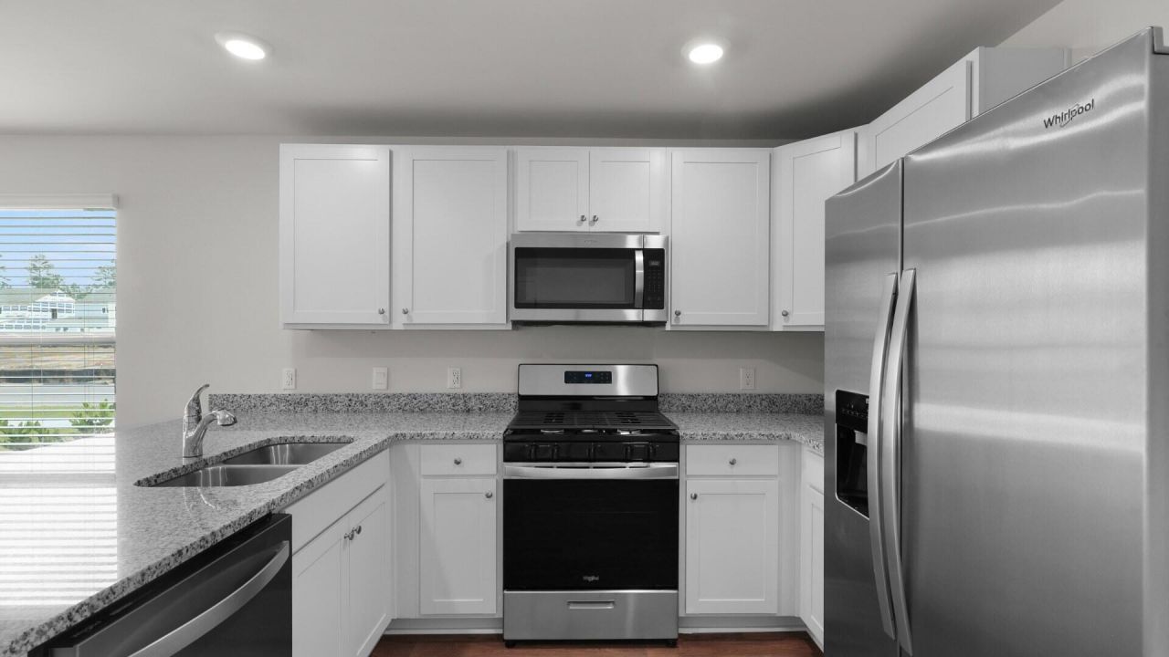 902 Long Bluff Road Photo 3