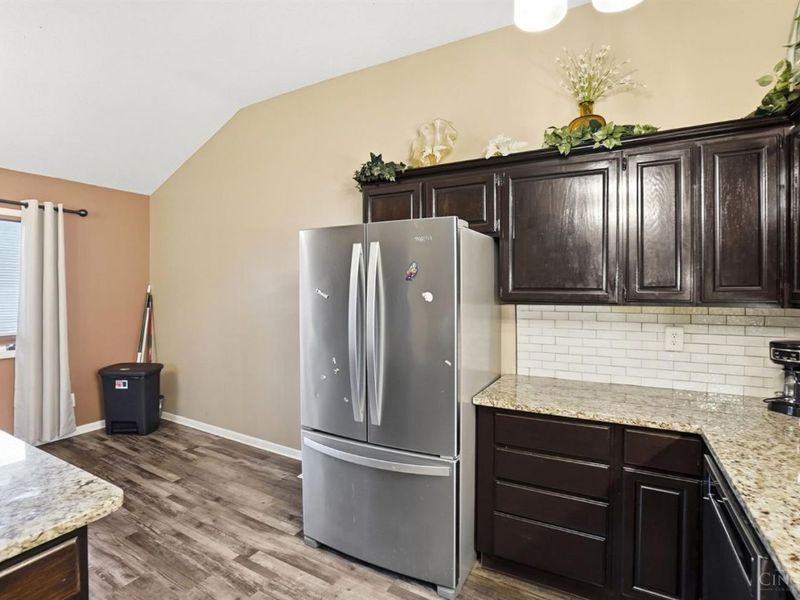 6042 Cinnamon Tree Court, Clayton, OH 45322 Photo 10