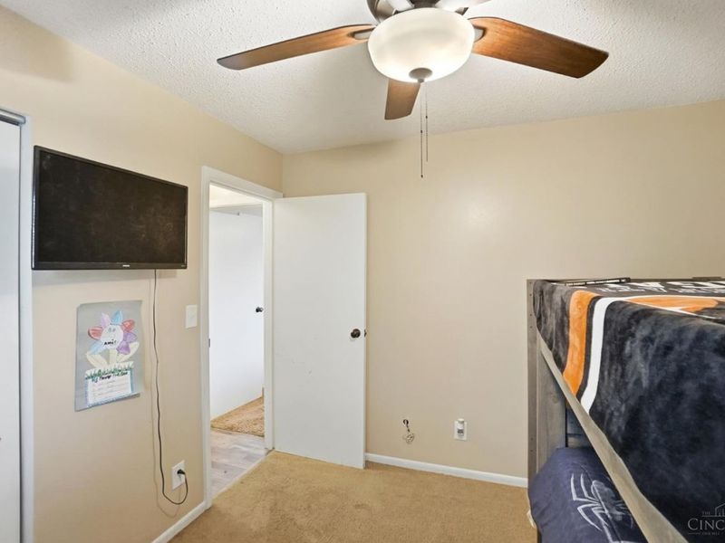 6042 Cinnamon Tree Court, Clayton, OH 45322 Photo 16