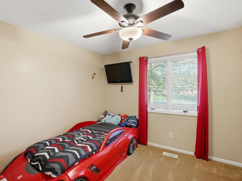 6042 Cinnamon Tree Court, Clayton, OH 45322 Photo 19