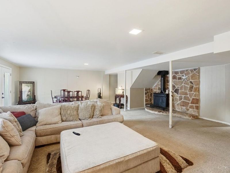 6042 Cinnamon Tree Court, Clayton, OH 45322 Photo 23