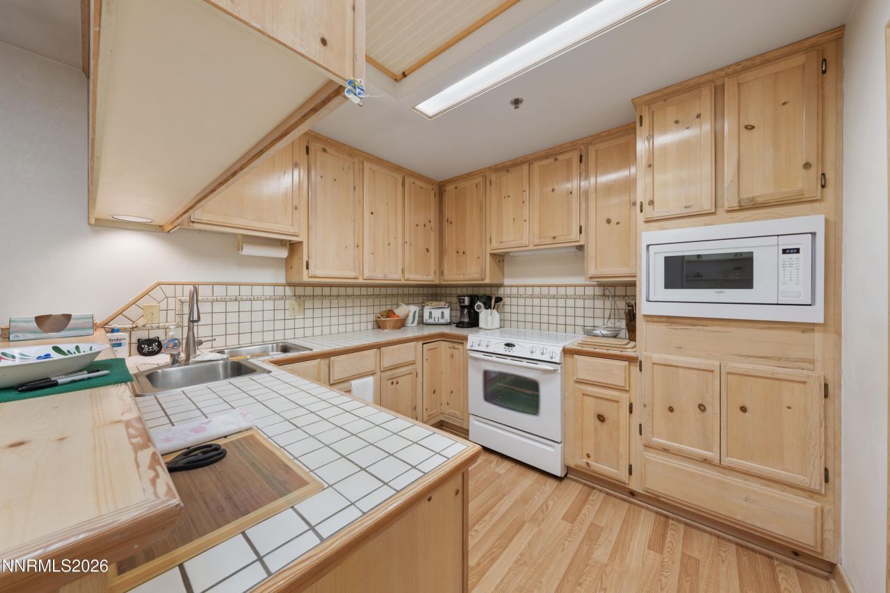 1016 Aspen Grove Circle, Minden, NV 89423 Photo