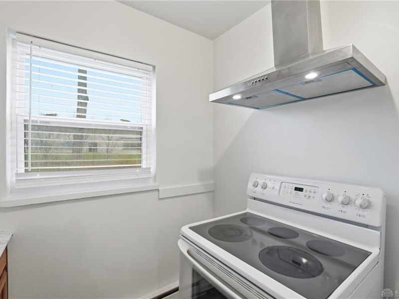 1588 Glenbeck Avenue, Kettering, OH 45409 Photo 14