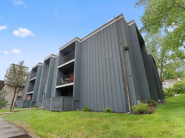 26 Arthur Avenue SE, Unit 304, Minneapolis, MN 55414