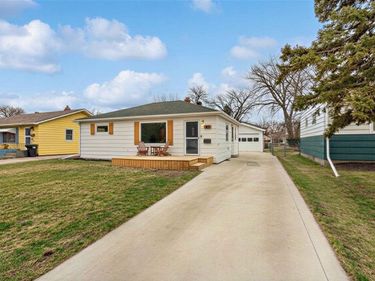 1510 15th Street S, Fargo, ND 58103