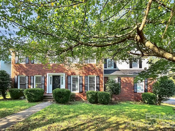 6629 Brenock Lane , Charlotte, NC 28269
