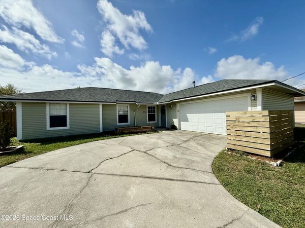 1111 Woodsmere Parkway , Rockledge, FL 32955