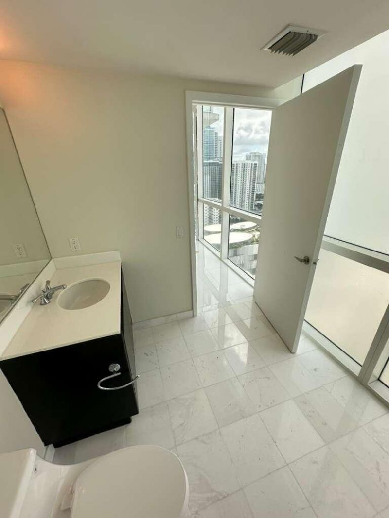 665 NE 25th Street, Unit 2601, Miami, FL 33137 Photo