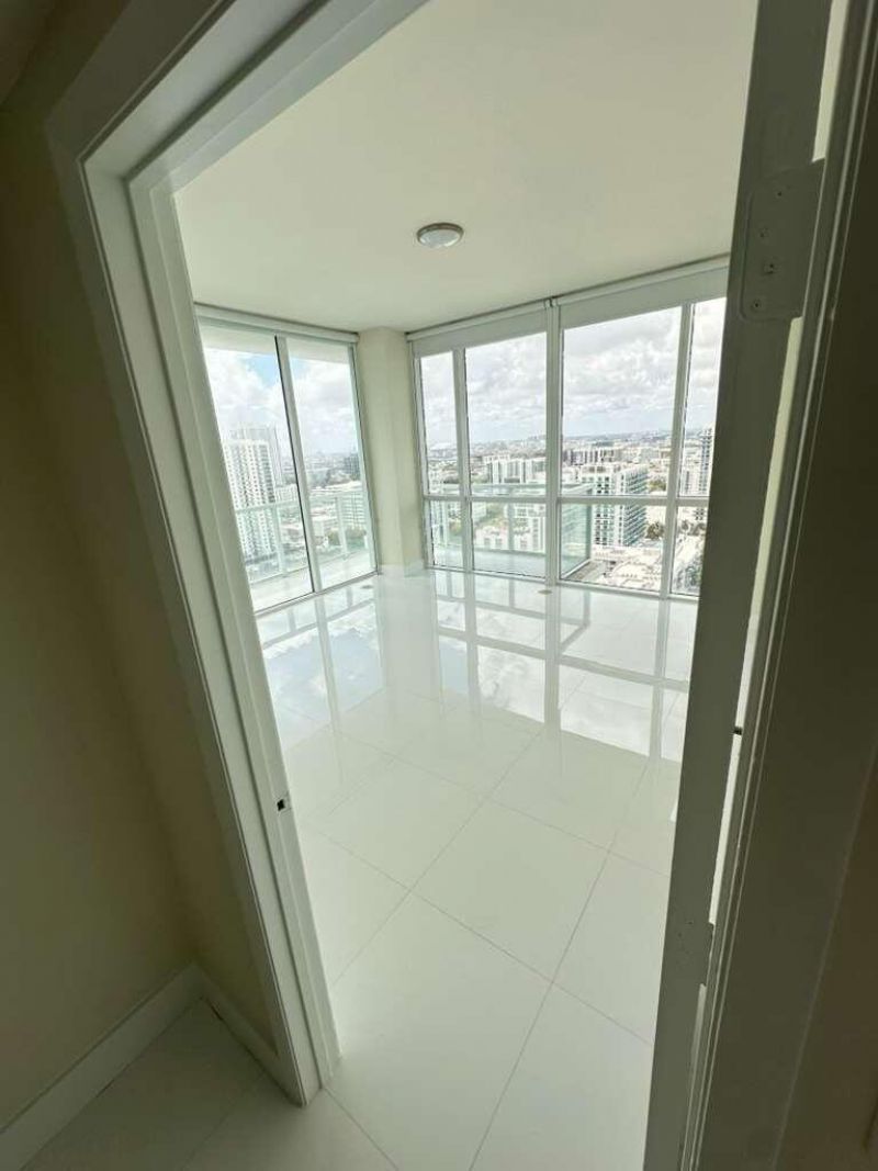 665 NE 25th Street, Unit 2601, Miami, FL 33137 Photo