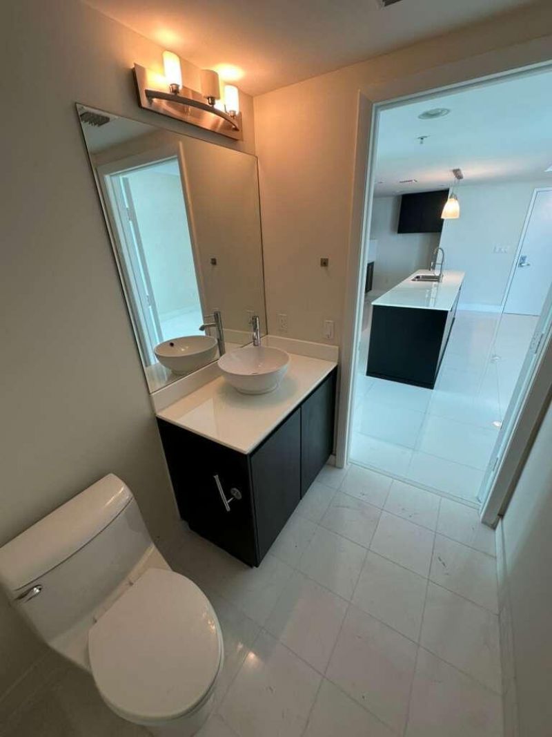 665 NE 25th Street, Unit 2601, Miami, FL 33137 Photo