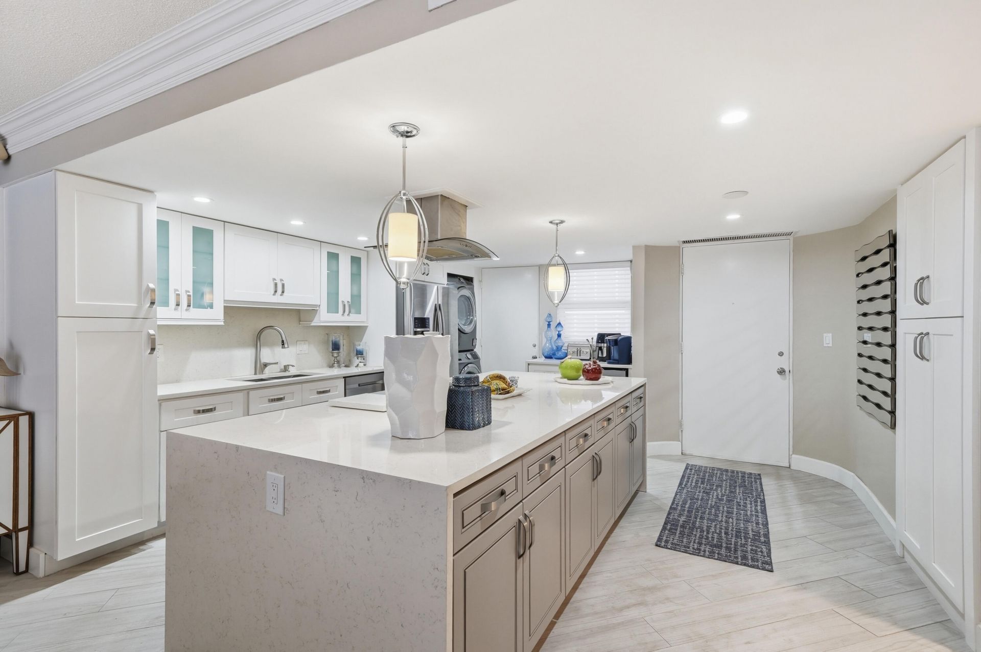 4100 Galt Ocean Drive, Unit 305, Fort Lauderdale, FL 33308 Photo