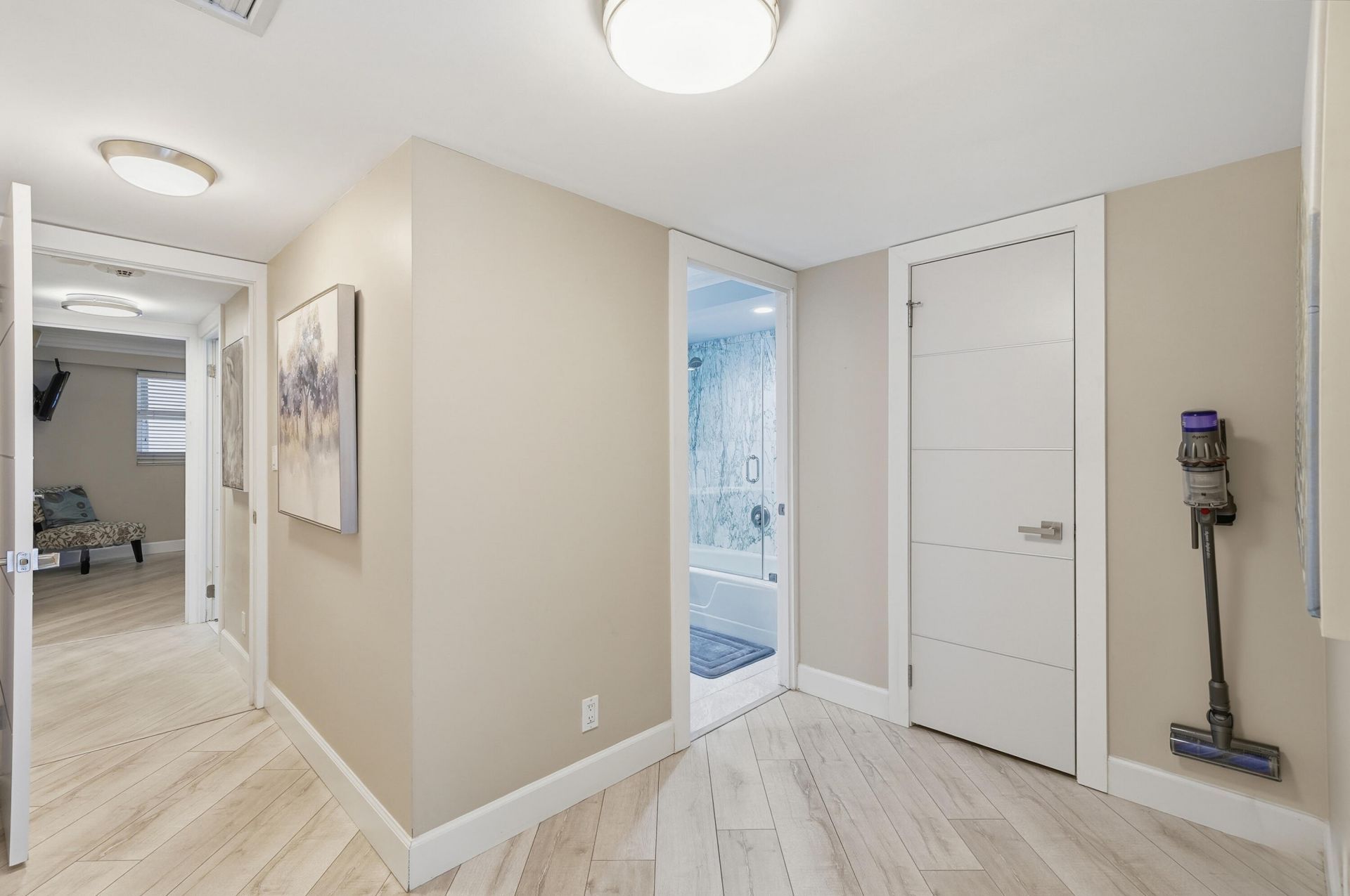 4100 Galt Ocean Drive, Unit 305, Fort Lauderdale, FL 33308 Photo