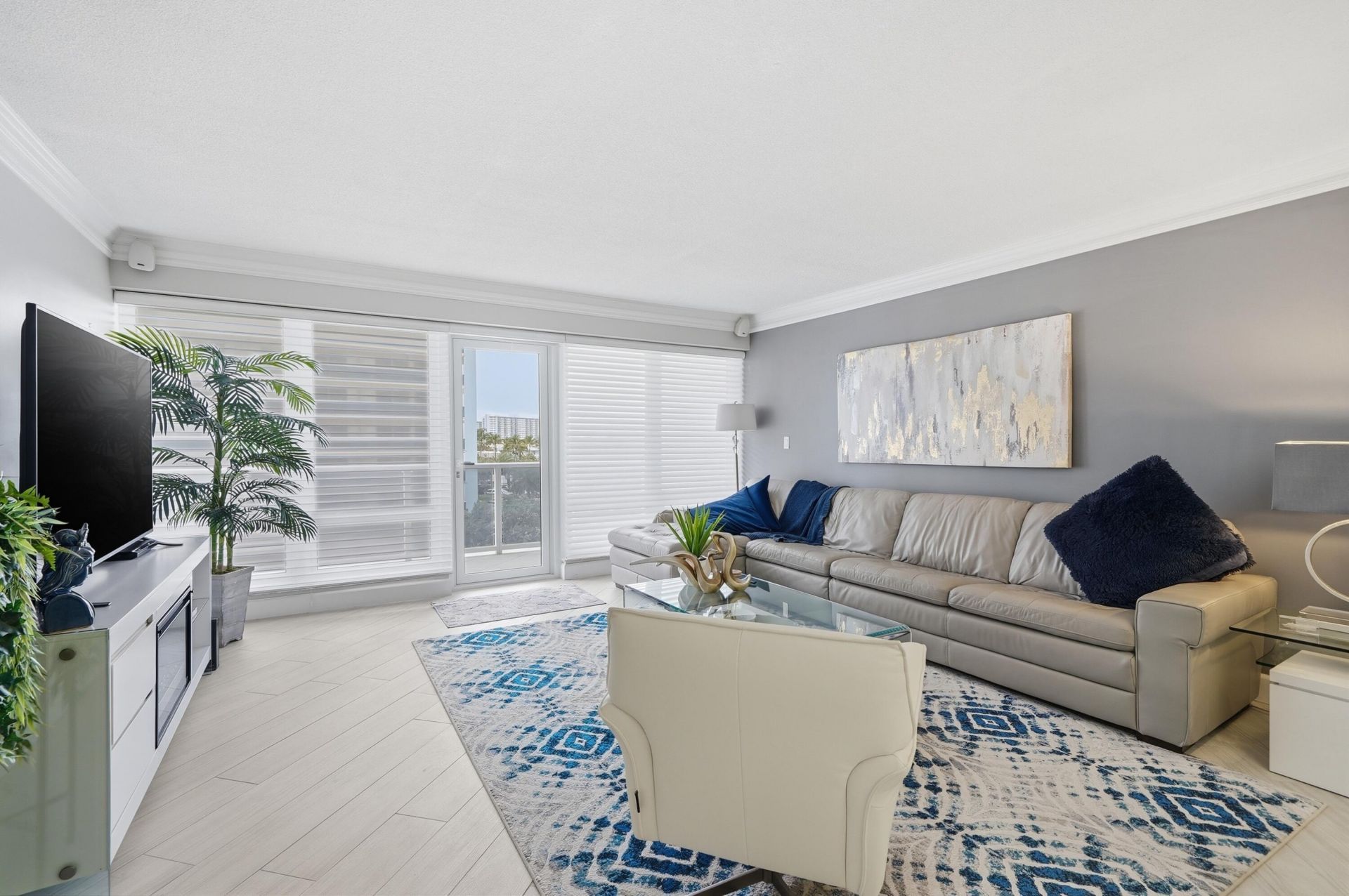 4100 Galt Ocean Drive, Unit 305, Fort Lauderdale, FL 33308 Photo