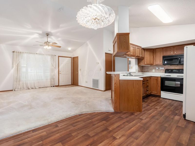 1206 Hillview Circle E, Newark, OH 43055 Photo 14