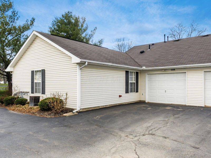 1206 Hillview Circle E, Newark, OH 43055 Photo 28