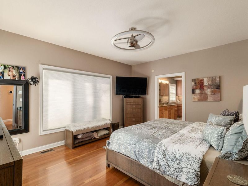 586 Pinegrove Place, Columbus, OH 43230 Photo 18