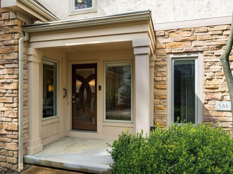 586 Pinegrove Place, Columbus, OH 43230 Photo 6