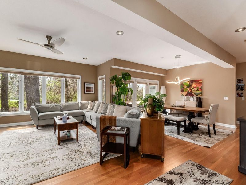 586 Pinegrove Place, Columbus, OH 43230 Photo 6